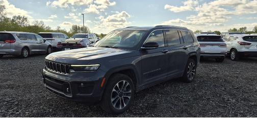 Baltic Gray Metallic Clearcoat 2022 Jeep Grand Cherokee L Overland