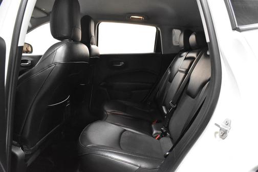 White Clearcoat 2019 Jeep Compass Latitude