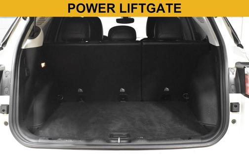 White Clearcoat 2019 Jeep Compass Latitude