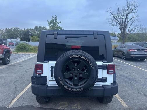 2014 Jeep Wrangler Unlimited Sport