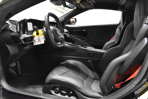 2026 Chevrolet Corvette Stingray w/2LT