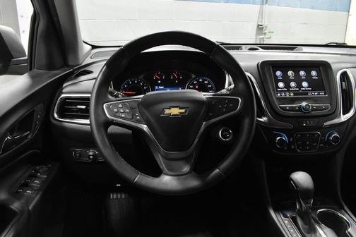 Sterling Gray Metallic 2023 Chevrolet Equinox 1LT