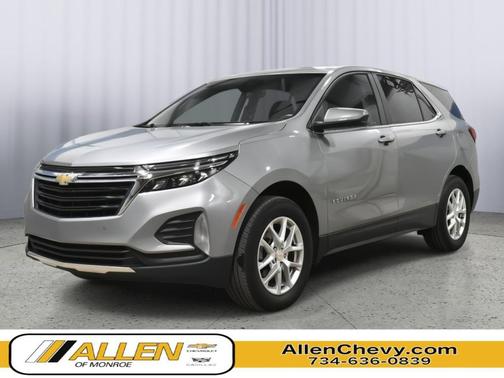 Sterling Gray Metallic 2023 Chevrolet Equinox 1LT