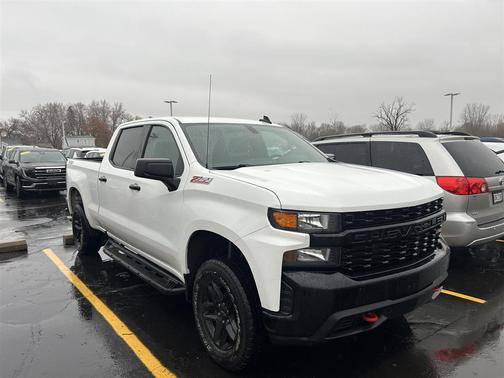 2019 Chevrolet Silverado 1500 Custom Trail Boss
