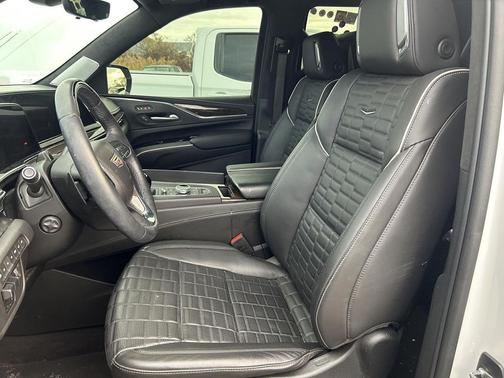 2023 Cadillac Escalade Sport Platinum