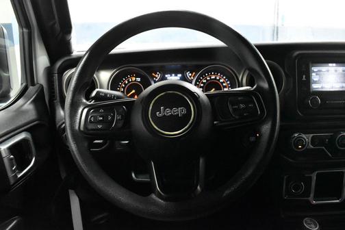Bright White Clearcoat 2018 Jeep Wrangler Unlimited Sport