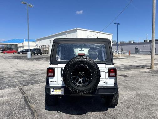 Bright White Clearcoat 2018 Jeep Wrangler Unlimited Sport