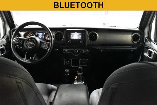 Bright White Clearcoat 2018 Jeep Wrangler Unlimited Sport