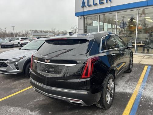 2025 Cadillac XT5 Premium Luxury