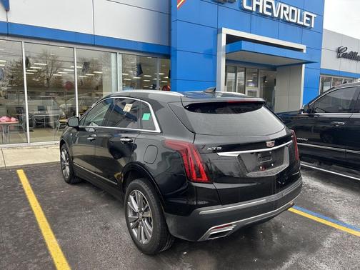 2025 Cadillac XT5 Premium Luxury