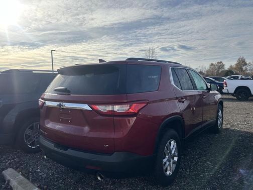 2020 Chevrolet Traverse LT Cloth
