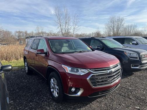 2020 Chevrolet Traverse LT Cloth