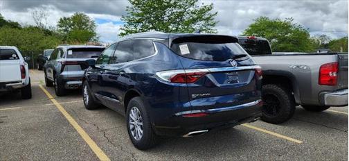 2023 Buick Enclave Essence AWD