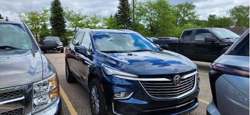 2023 Buick Enclave Essence AWD