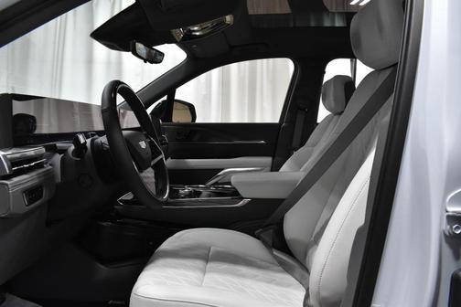 2026 Cadillac Escalade IQL Sport