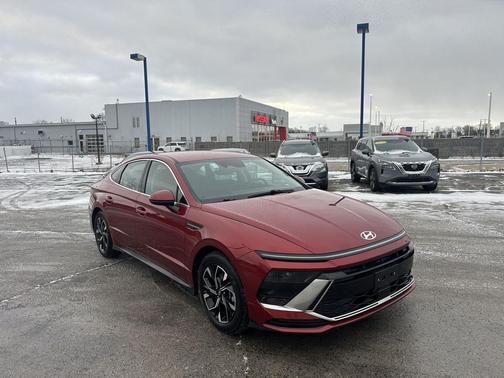 2025 Hyundai SONATA SEL