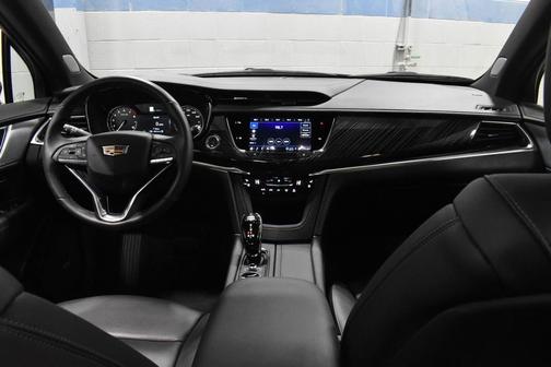 Stellar Black Metallic 2024 Cadillac XT6 Premium Luxury AWD