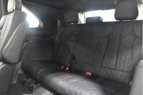 2025 Cadillac Escalade Luxury
