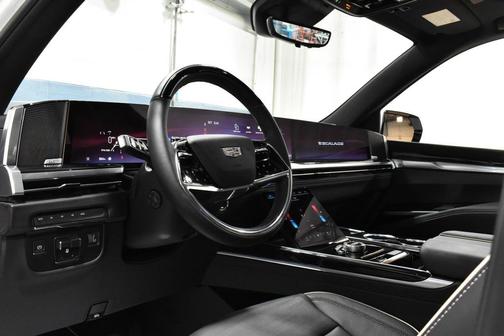 2025 Cadillac Escalade Sport