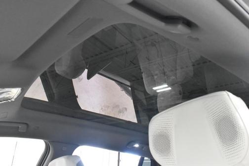 2025 Cadillac Escalade IQ Luxury 1