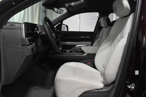 2025 Cadillac Escalade IQ Luxury 1