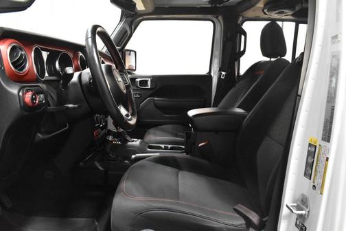 Bright White Clearcoat 2021 Jeep Gladiator Rubicon