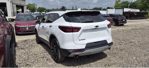 Summit White 2023 Chevrolet Blazer 2LT