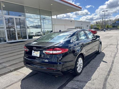 Agate Black Metallic 2020 Ford Fusion SE