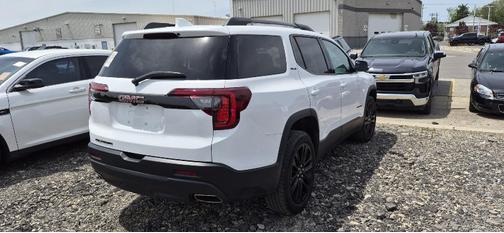 Summit White 2023 GMC Acadia FWD SLE