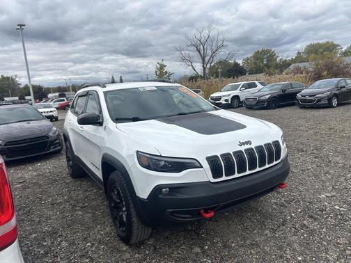 2020 Jeep Cherokee Trailhawk