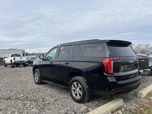 2021 GMC Yukon SLE