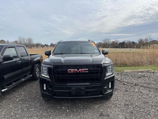 2021 GMC Yukon SLE