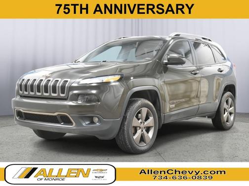 Recon Green 2017 Jeep Cherokee North
