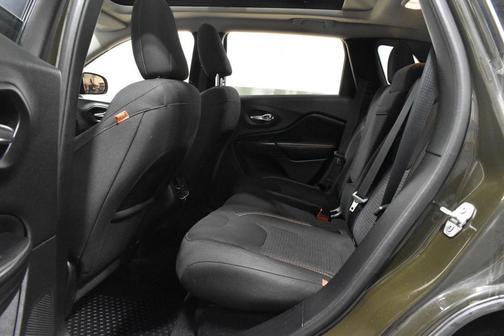 Recon Green 2017 Jeep Cherokee North