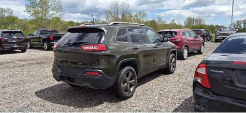 Recon Green 2017 Jeep Cherokee North