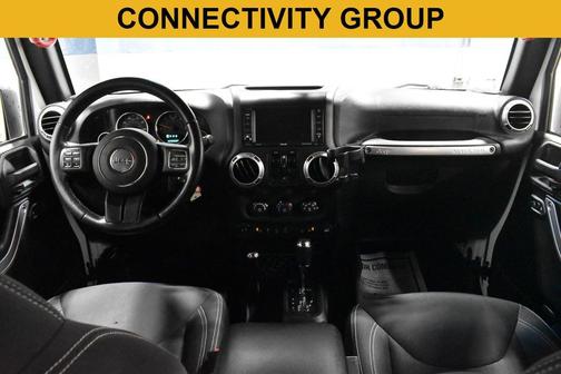 Bright White Clearcoat 2015 Jeep Wrangler Unlimited Rubicon