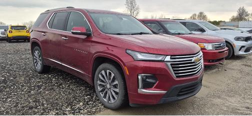 Cherry Red Tintcoat 2022 Chevrolet Traverse Premier