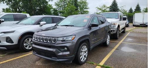 2022 Jeep Compass Latitude Lux