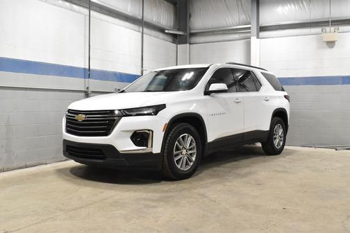 2022 Chevrolet Traverse LT Cloth