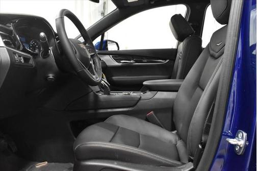 2025 Cadillac XT6 Premium Luxury AWD