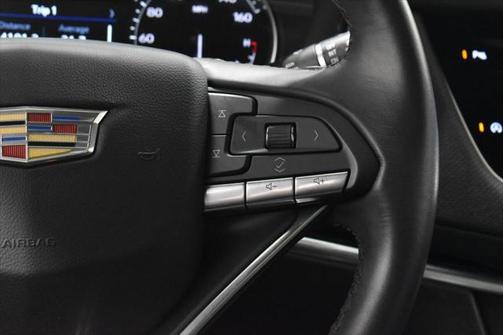 2023 Cadillac XT6 Luxury AWD