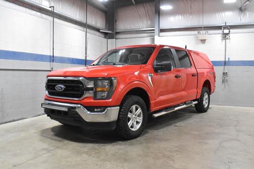 RED 2023 Ford F-150 XLT