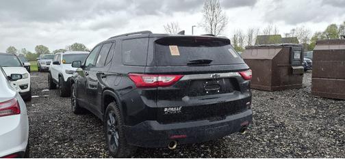 Mosaic Black Metallic 2021 Chevrolet Traverse RS