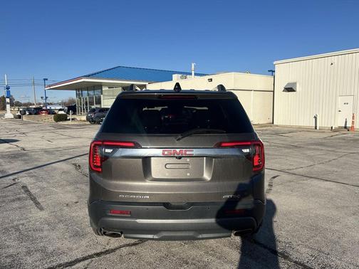 2020 GMC Acadia AWD AT4