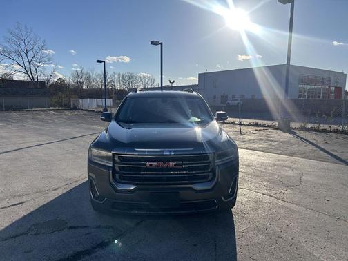 2020 GMC Acadia AWD AT4
