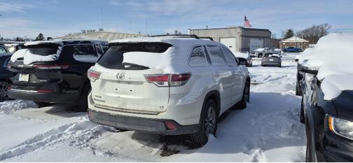 2016 Toyota Highlander LE Plus