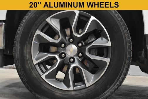 Summit White 2023 Chevrolet Silverado 1500 LT