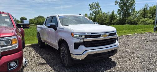 Summit White 2023 Chevrolet Silverado 1500 LT