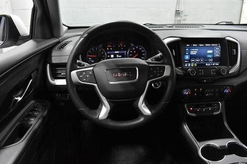 Summit White 2022 GMC Terrain SLE