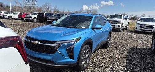 Marina Blue Metallic 2025 Chevrolet Trax LT